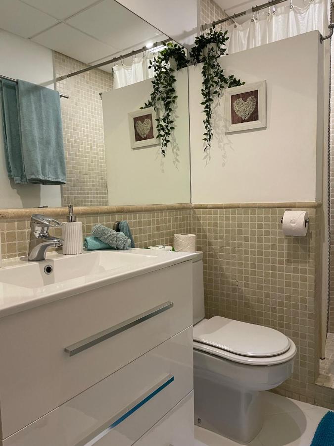 Away From Apartamento